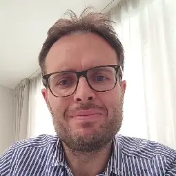 Dr. Hannes Stoll - SONO2learn
